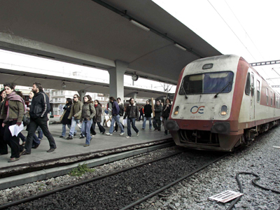 Έκλεβε καλώδια από τις γραμμές του ΟΣΕ