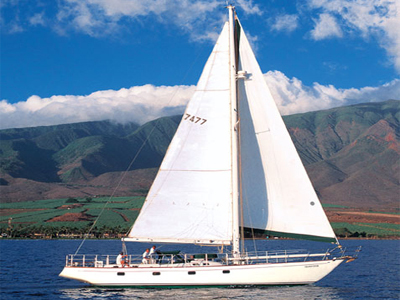 Ρυμουλκήθηκε το ιστιοφόρο που έπλεε ακυβέρνητο