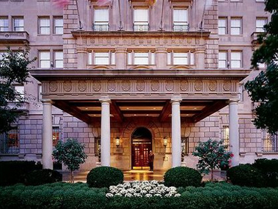 Σε ξενοδοχείο μέχρι την ορκωμοσία η οικογένεια Ομπάμα