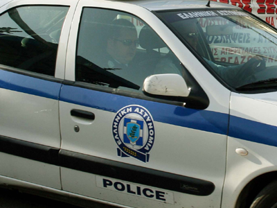 Συνέλαβαν 24χρονη για κλοπές