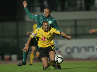 “Αυτοκτόνησε” η ΑΕΚ