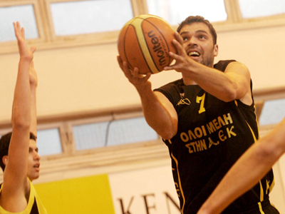 Άνετη πρόκριση για την ΑΕΚ