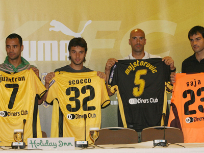 Παρουσίασε τις νέες φανέλες η ΑΕΚ