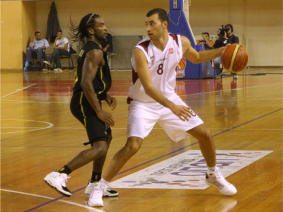 “Κάλπασε” η Λάρισα, 63-62 την ΑΕΚ