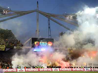 «Καμπάνα» 15.000 από την ΕΠΟ σε ΑΕΚ και Ολυμπιακό