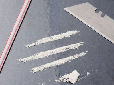 Διακινούσουν στον Πειραιά κοκαΐνη και χασίς