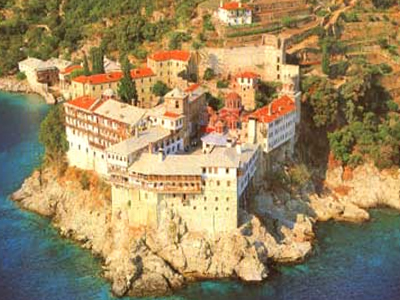 Λαθρομετανάστριες…στο άβατο του Αγίου Όρους