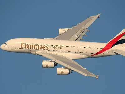 Παρθενική πτήση για το διώροφο Airbus της Emirates