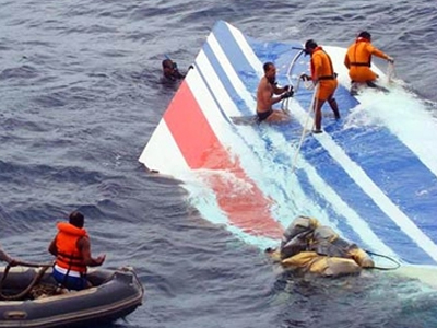 Σταμάτησαν οι έρευνες  για το μοιραίο Airbus