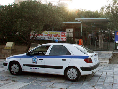 Ξυλοδαρμός στην Ακρόπολη για ερωτικούς λόγους