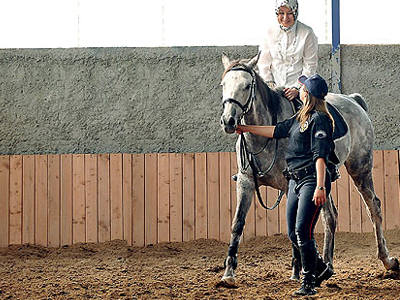 ”Αμαζόνα” με μαντήλα η Πρώτη Κυρία της Τουρκίας