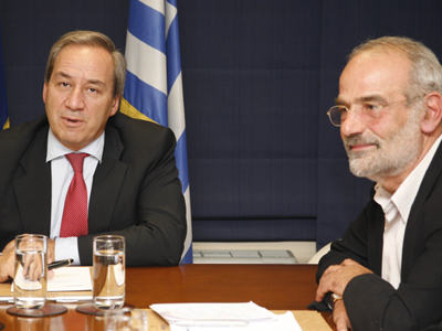 Αλαβάνος σε Γ. Αλογοσκούφη, για διεθνή κρίση