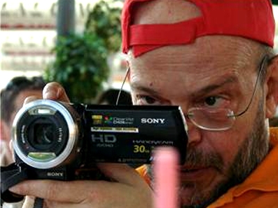 Εσείς δεν θα στείλετε την κορούλα σας στη Μύκονο;