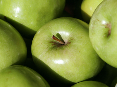 Ένα μήλο την ημέρα…τις θερμίδες κάνει πέρα