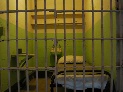 Απεργία πείνας σε κρατητήρια της Θεσσαλονίκης