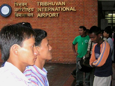 Παντελόνια χωρίς τσέπες για να «γιατρευτεί» το φακελάκι