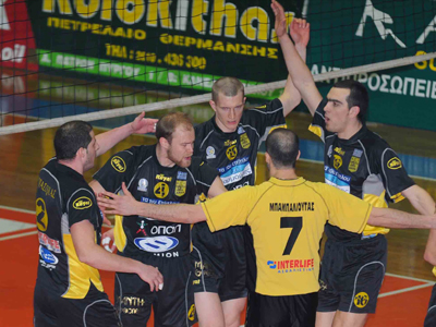 Ισοφάρισε τη σειρά ο Άρης, 3-2 σετ το Φοίνικα στη Σύρο