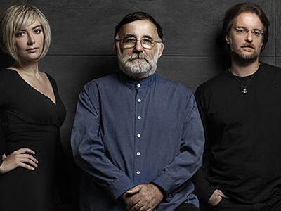 Θάνος Μικρούτσικος Σταυρός του Νότου 19 Οκτωβρίου