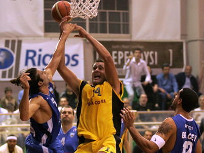 Το Αιγάλεω επικράτησε με 72-66 του Αμαρουσίου στον Αγ. Θωμά