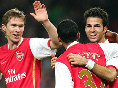 Οπαδός της Άρσεναλ κρεμάστηκε μετά τον αποκλεισμό από τη Μάντσεστερ