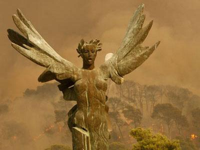 Φωτιά στον αρχαιολογικό χώρο της Ολυμπίας