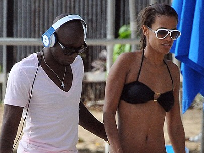 Στιγμές χαλάρωσης για τον Makelele και τη νέα φίλη του