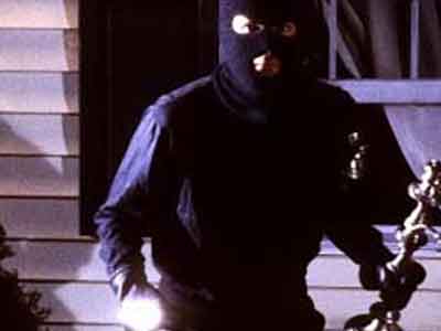 Ξύπνησαν χωρίς χρήματα, κινητά και αυτοκίνητο