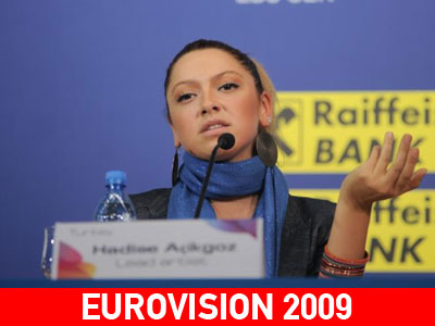 Η Χαντισέ και τα… βεντετιλίκια της