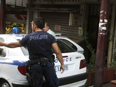 Εκβίαζαν επιχειρηματία ότι θα κάνουν κακό στην οικογένειά του