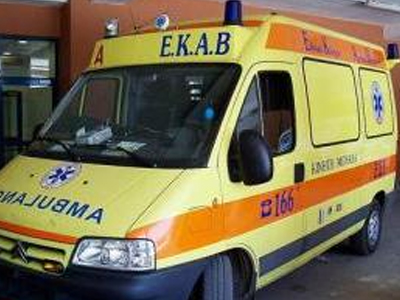 Νεκρός μοτοσικλετιστής μετά από πρόσκρουση σε σηματοδότη