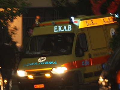 Οδηγός έχασε τη ζωή του από πρόσκρουση σε βράχο