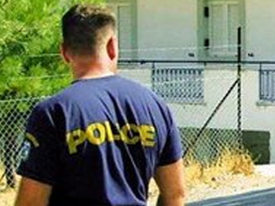 «Αστυνομικός» λήστευε Πακιστανούς στη Ραφήνα