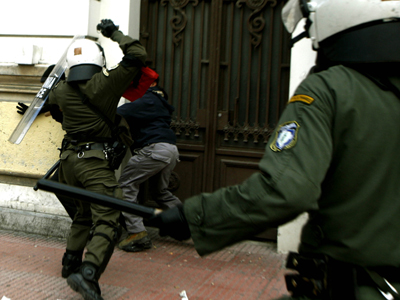 Στο εισαγγελικό στόχαστρο η αστυνομική βία