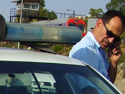 Την απειλούσε ότι θα σκότωνε την ίδια και την οικογένειά της