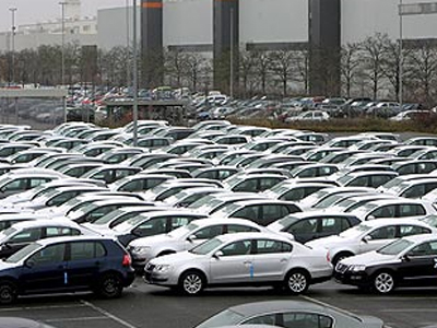«Φρέναρε» και πάλι η αγορά αυτοκινήτου