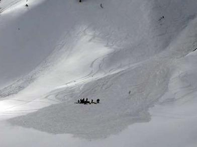 Νεκροί στρατιώτες στο Κασμίρ από χιονοστιβάδα