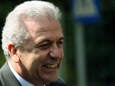 «Πραξικόπημα» Αβραμόπουλου στον Ιατρικό Σύλλογο