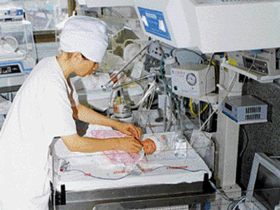 Υπέρογκο το κόστος της γέννας στην Ελλάδα