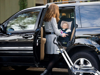 Της έκλεψε το αυτοκίνητο… μαζί με το μωρό