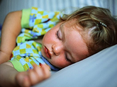 Πώς να μάθω στο παιδί μου να κοιμάται μόνο του!