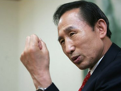 Κάθετη η Ν. Κορέα στον πυρηνικό εξοπλισμό της Β. Κορέας