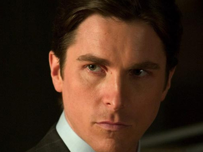 Ο “Μπάτμαν” έδειρε τη μητέρα και την αδερφή του