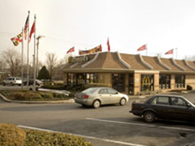 Μαζί με τα χάμπουργκερ έδινε και ναρκωτικά