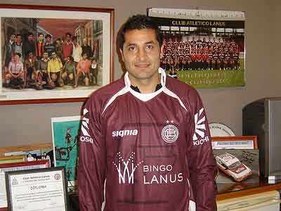 Στη Λιβαδειά ο Balvorin, υπέγραψε ο Λεμονής