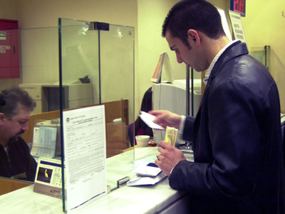 Οι ληστές τον ακολούθησαν από την τράπεζα στο σπίτι του