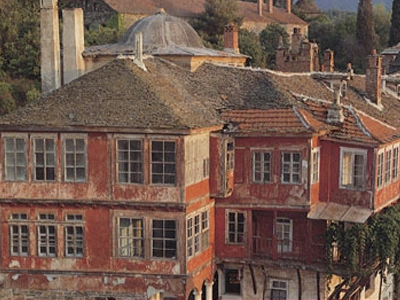 Ανοίγουν οι λογαριασμοί για το Βατοπέδι και στην Κύπρο