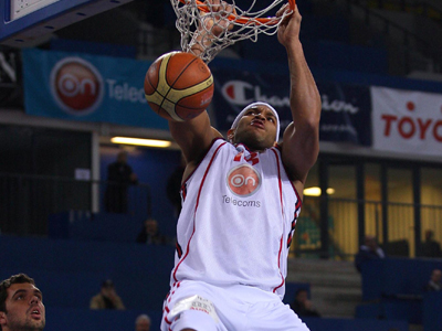 «Δάγκωσε» την ΑΕΚ ο Πανιώνιος, 88-67 στο Ελληνικό