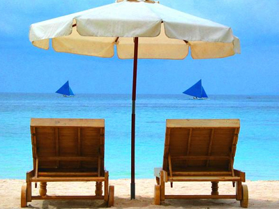 Οι επώνυμοι πήγαν για… ηλιοθεραπεία