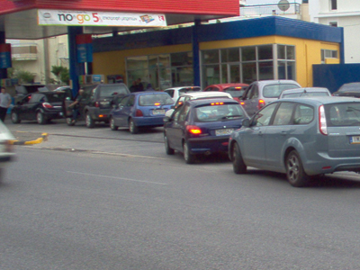 Ουρές για τη βενζίνη