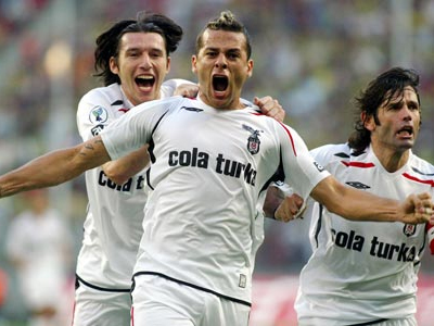 Φουλάρει για Μπόμπο και Εντμίλσον ο Ολυμπιακός